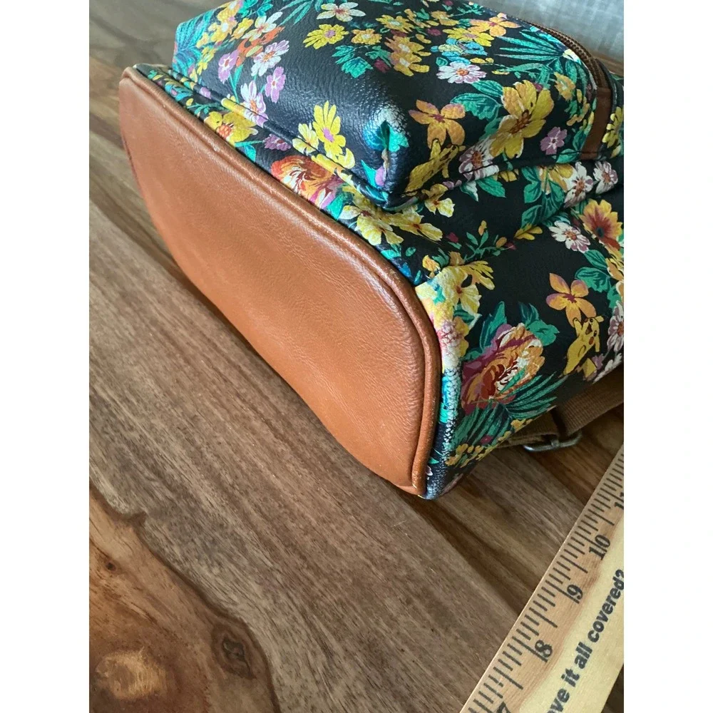 Loungefly Pokemon Floral Backpack Pikachu Squirtle Charmander 19533PMBK00960319